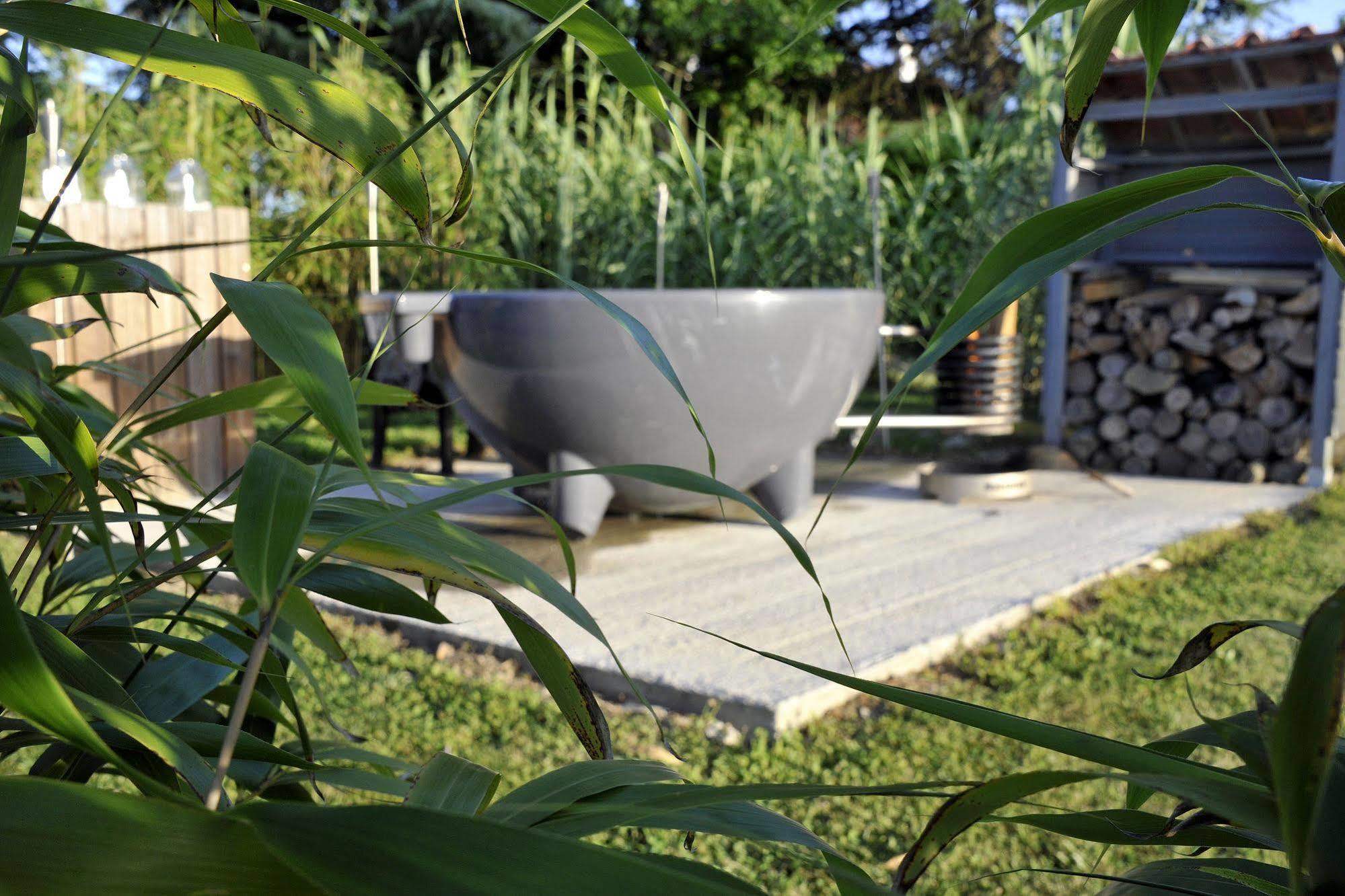 La Petite Couronne, Ecolodge & Lofts Saint-Cricq-Chalosse Exterior foto